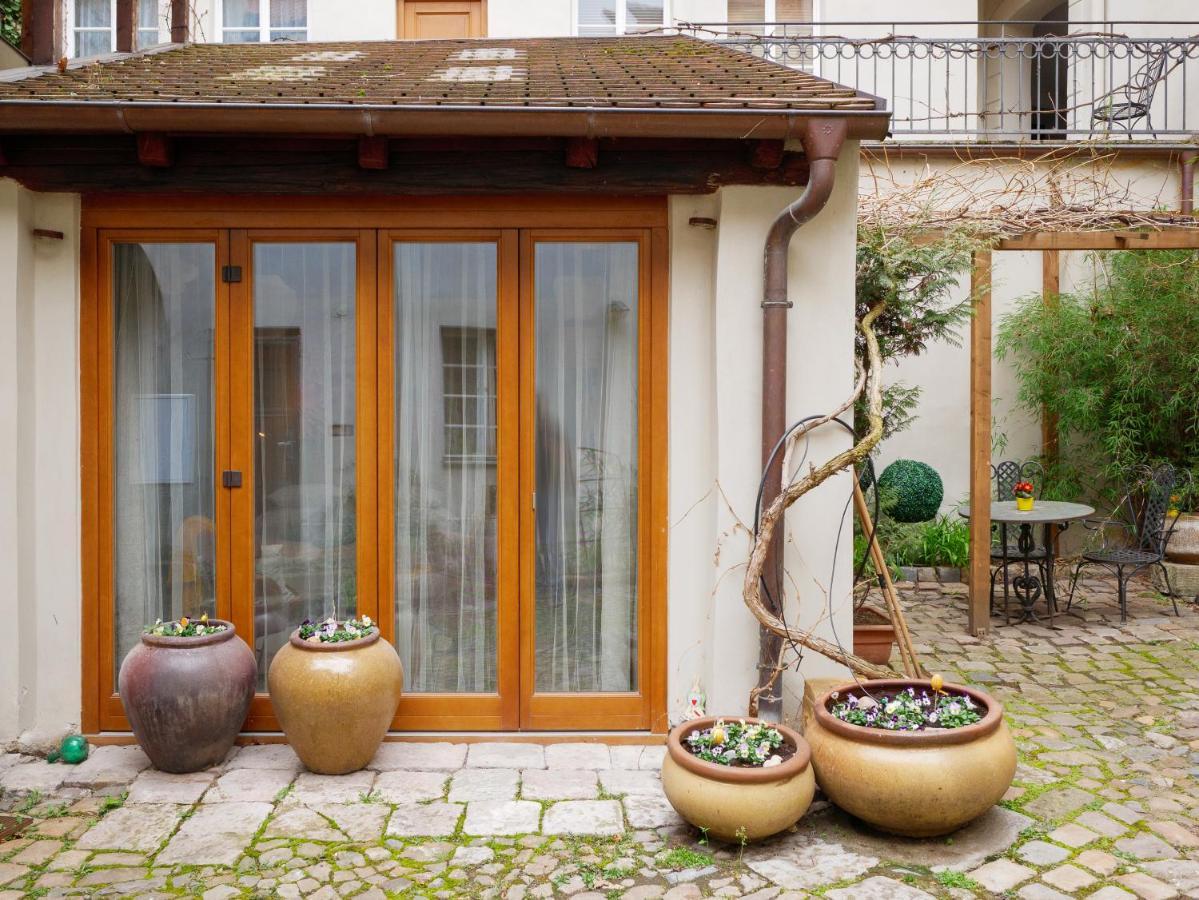 Romantic Nest Under Prague Castle Экстерьер фото